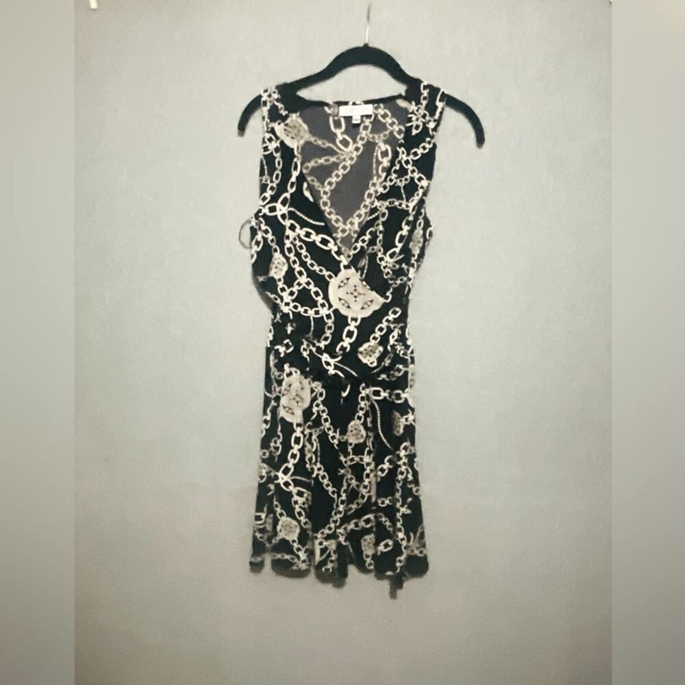 Jennifer Lopez JLO Black White Chain Link Print Faux Wrap Dress Glam Mob Wife XS